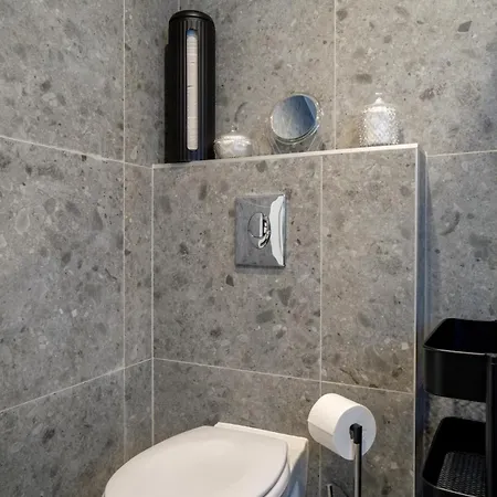 Charming House, Large Private Terrace, Air Conditioning - 