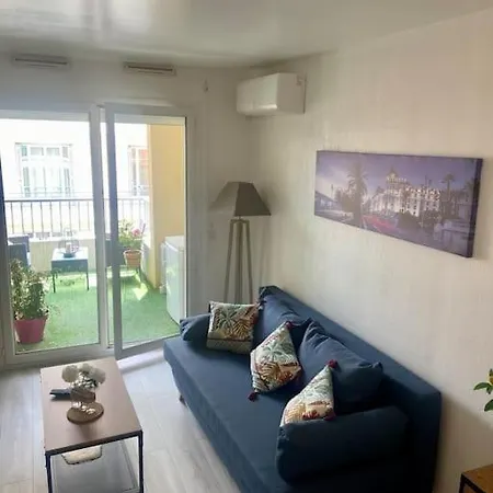 Apartment Bottero-joli Avec Terrasse 5 Mins De La