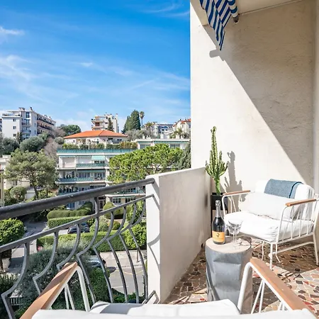 Appartement Le George V - Art De Vivre A La Nicoise *