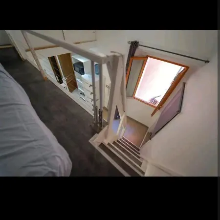 2 Pieces Ou Studio Au Coeur De La Vieille Apartment Nizza