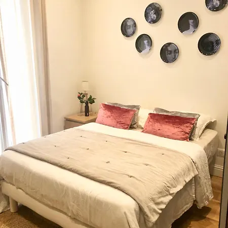 Homestay Riviera Donia House *
