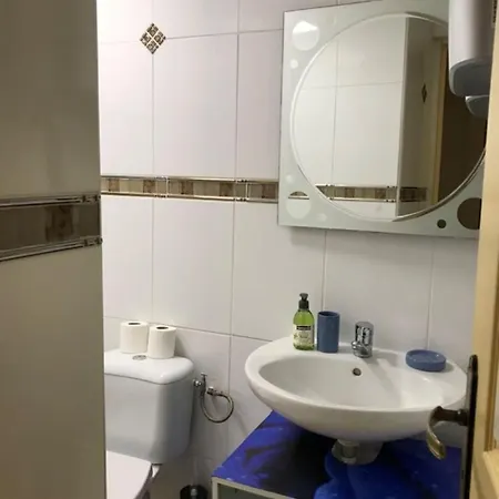 Apartment Summer Studio, 4 Persons, Mobile Ac, Old Town Nice