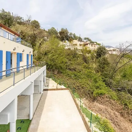 Spacieuse Nicoise Au Calme Avec Piscine