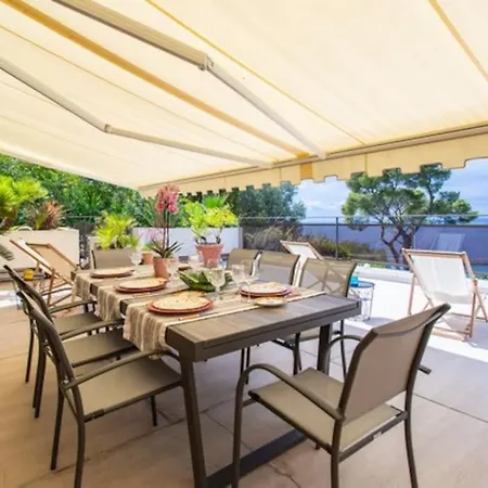 Pour 6 Avec Magnifique Terrasse De 114m2 Et Vue Panoramique Apartment *