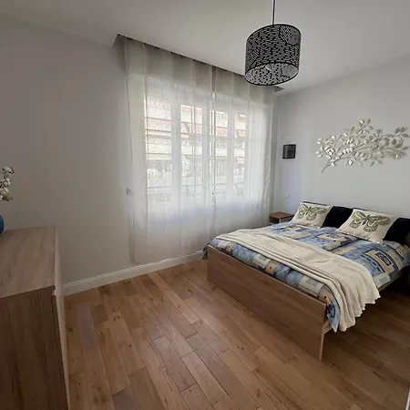 Apartment Oscar Nizza