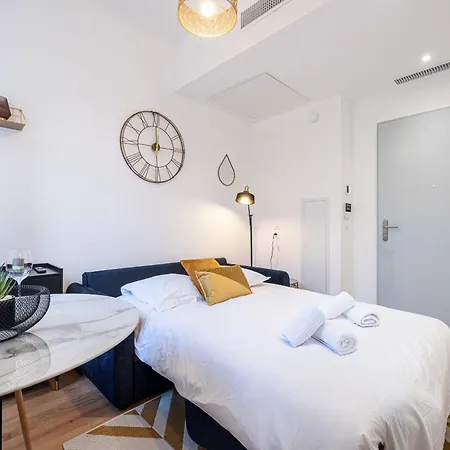 Charming Center 104 Apartment *