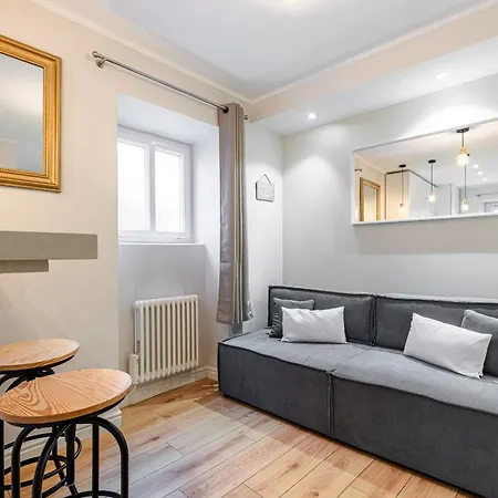 Apartment Lovely 1 Bdr Port Area