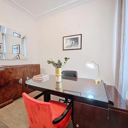 Nestor&jeeves - Victoire - - Near Apartment