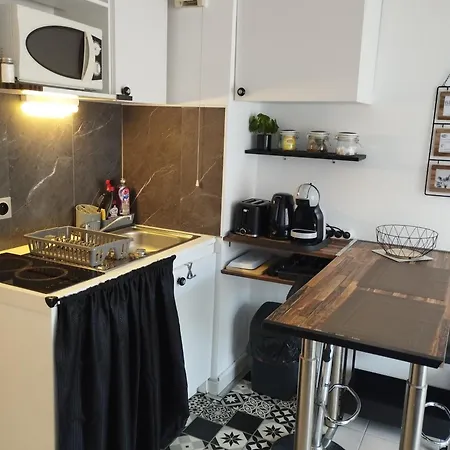 Apartment Studio Climatise, Lumineux A 5 Min De La Promenade Des Anglais