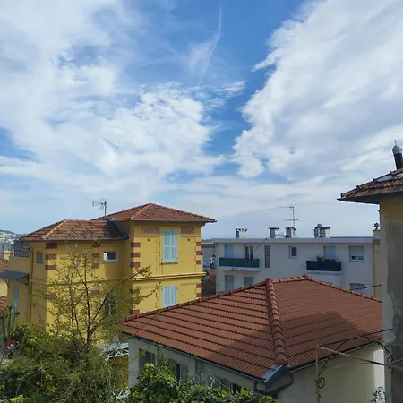 Studio Climatise, Lumineux A 5 Min De La Promenade Des Anglais Nice