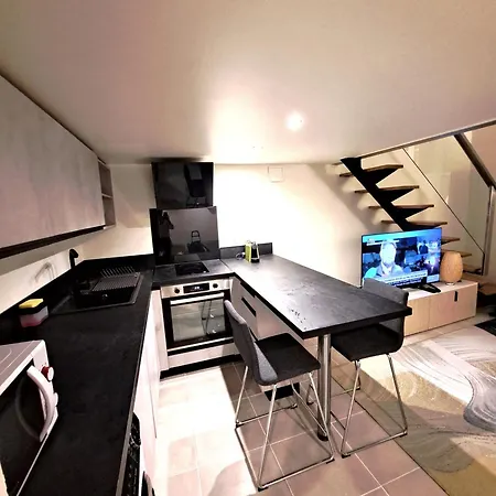 Apartment Massena Square View 2 Min To The & The Old Town Nice