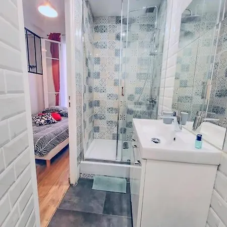 Studio T1 Centre - Ideal Couple & Amis - Confort - Wifi - Calme - Climatisation - Coin Terrasse * Nizza