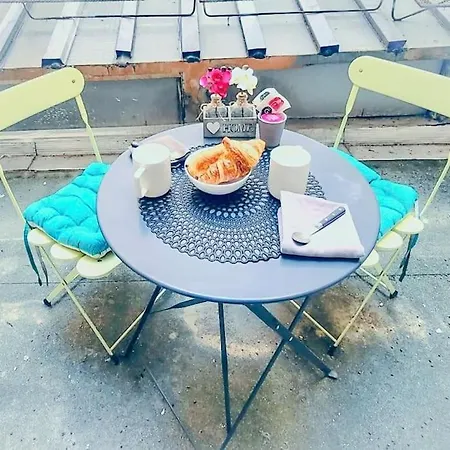 Apartment Studio T1 Centre - Ideal Couple & Amis - Confort - Wifi - Calme - Climatisation - Coin Terrasse *