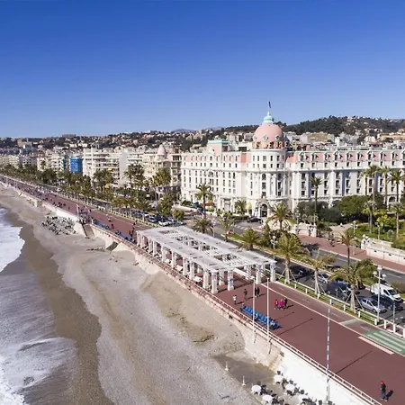 Apartment Carre D'or