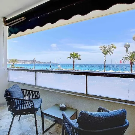 Flat Design With Sea View Promenade Des Apartment