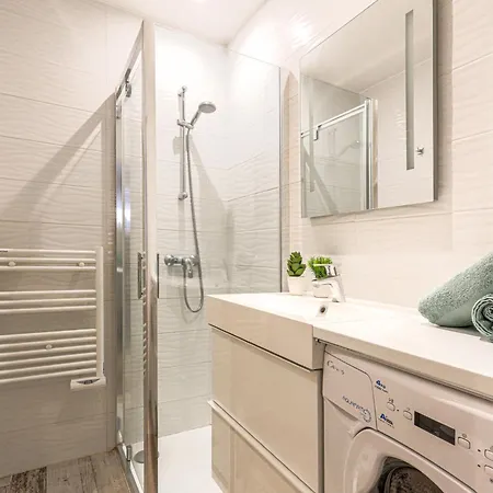 Apartament Les Arenes De Cimiez By Interhome Nicea
