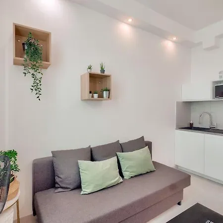 Superbe Studio A 2 Min A Pied Du Port Apartment Nice