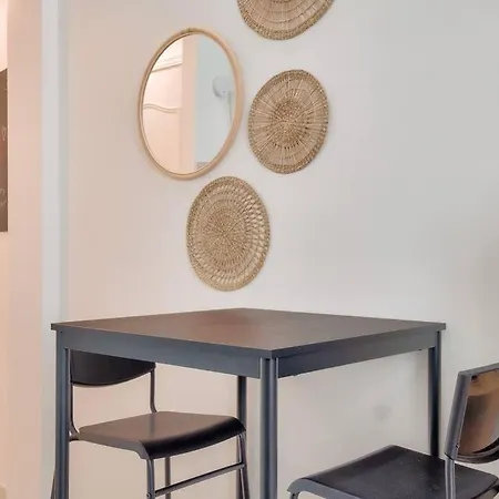 Apartment Superbe Studio A 2 Min A Pied Du Port Nice