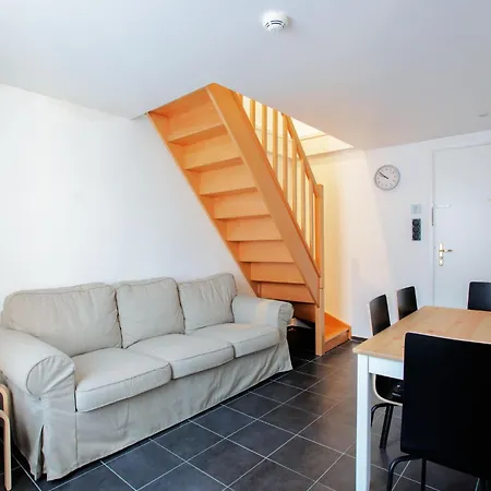 Otel & Monsigny