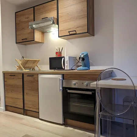 Holiday Nice Studio Apartment *