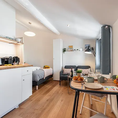 Feel - Collet Apartment
