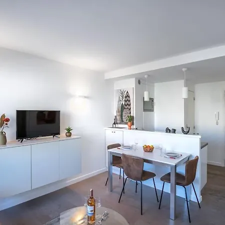 Joffre 2-4 - Bright Central 1 Bedroom Near Massena ニース