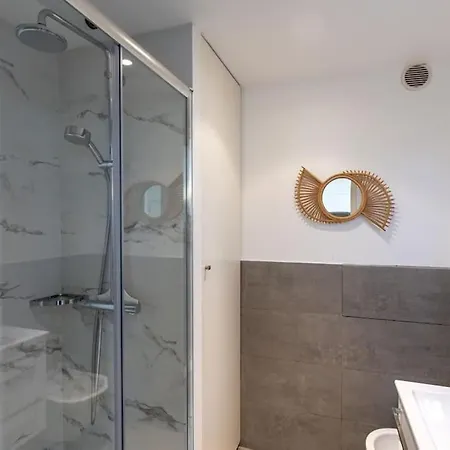 Joffre 2-4 - Bright Central 1 Bedroom Near Massena * Nice