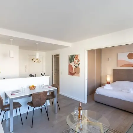 Joffre 2-4 - Bright Central 1 Bedroom Near Massena ニース