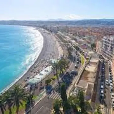 Avec Balcon Et Parking Prive