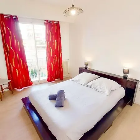 Apartment Avec Balcon Et Parking Prive Nice