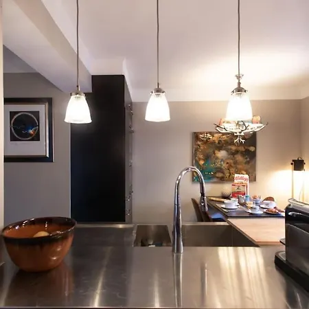 #39 Old Town 3 Bdr Ac Balcony 5mins Walk To Sea