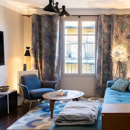 #39 Old Town 3 Bdr Ac Balcony 5mins Walk To Sea *