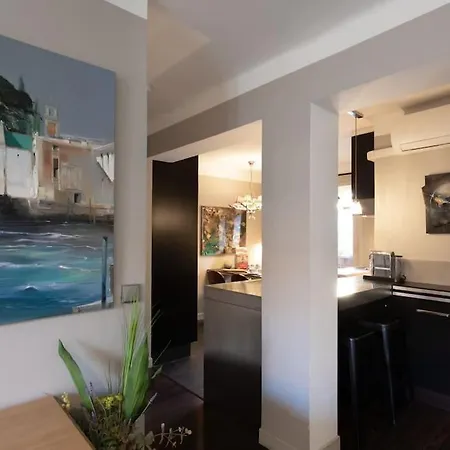 #39 Old Town 3 Bdr Ac Balcony 5mins Walk To Sea Nice