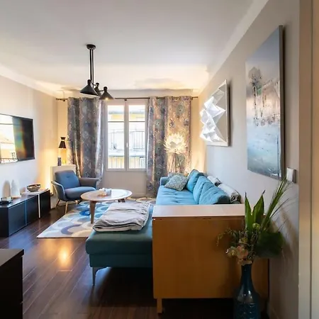 #39 Old Town 3 Bdr Ac Balcony 5mins Walk To Sea Nice