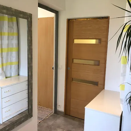 Dans Maison De Avec Jardin