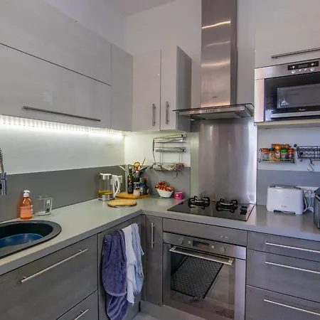 Dans Maison De Avec Jardin