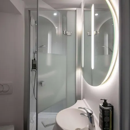 Ibis Budget Aeroport מלון 2*
