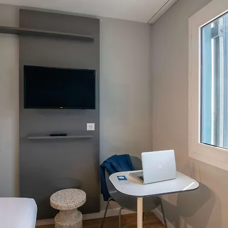 Ibis Budget Aeroport 2*