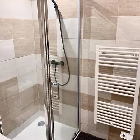 Appartement Tzarewitch Studio 10min Promenade & Gare *