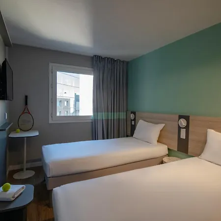 Ibis Budget Aeroport מלון