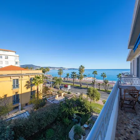 Family Sea View Apartment *