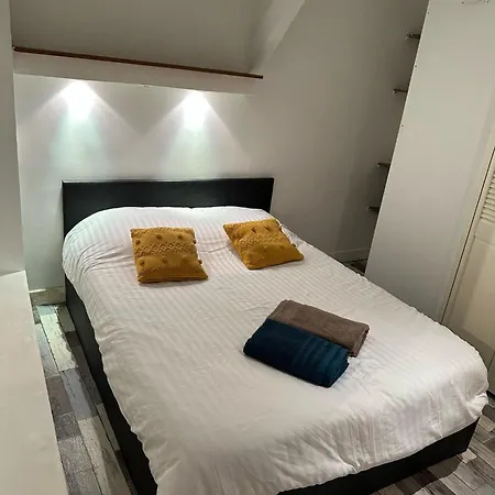 Romantique - Neaspace Vieux Apartment *