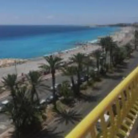Apartment Beachfront Promenade Des *