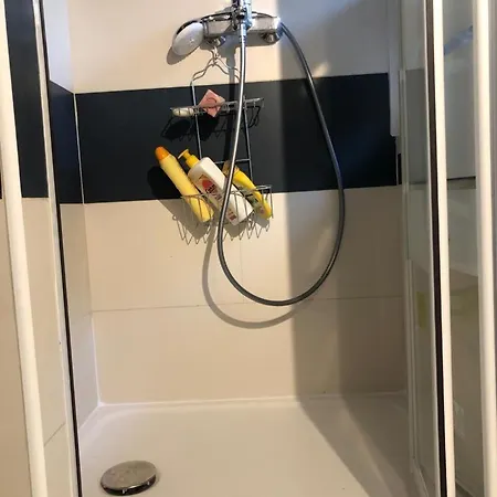 Apartment 2-3 Pces Dans Le Carre D Or A 290 M Des Plages