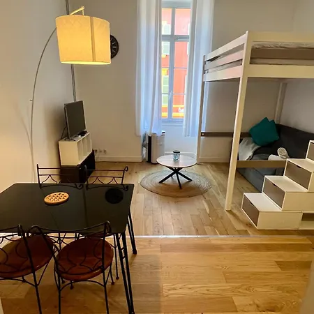 Jean Apartment