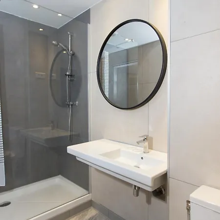 Hostel Saint Exupery Nizza