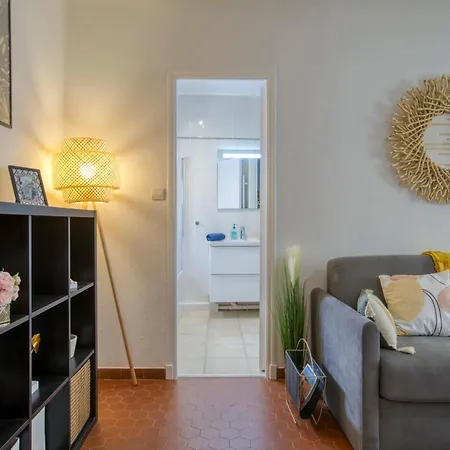Apartment Cosy, Modern, Fully Equipped, Air Conditioning, Historical, Old Town, 1minute Walk From - 
