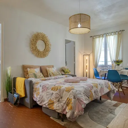 Apartment Cosy, Modern, Fully Equipped, Air Conditioning, Historical, Old Town, 1minute Walk From - 