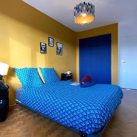 Panoramic Sea View - Air-conditioning - Balcony - Tramway - 2 Bedrooms - Wifi - Fully Equipped Kitchen *