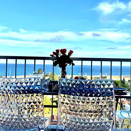 Panoramic Sea View - Air-conditioning - Balcony - Tramway - 2 Bedrooms - Wifi - Fully Equipped Kitchen Nice